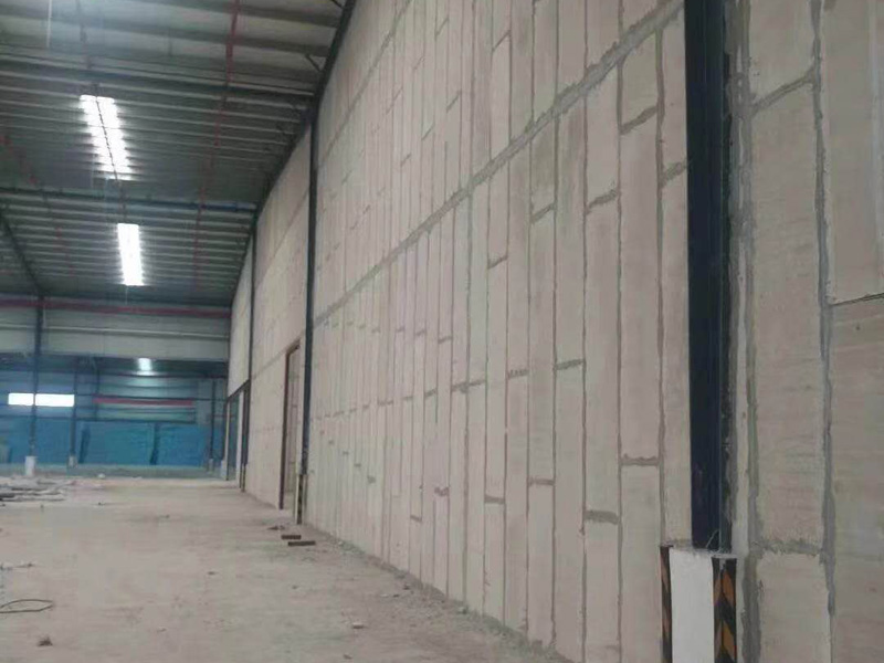 輕質(zhì)復(fù)合墻板