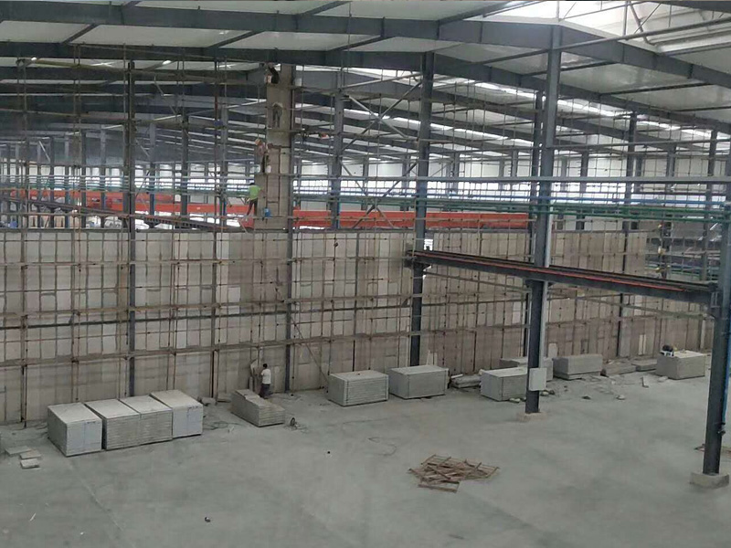 輕質(zhì)復(fù)合墻板